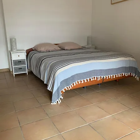 Location * Fréjus